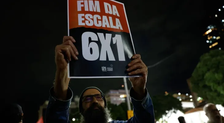 Maioria dos brasileiros apoia fim da escala 6x1, aponta Datafolha