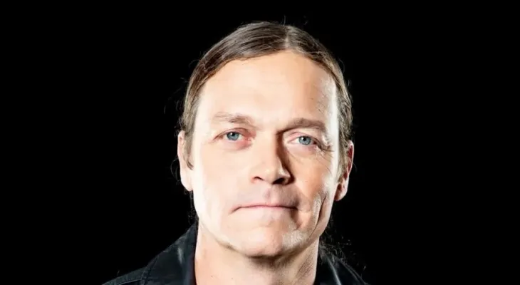 Morre Brad Arnold, vocalista do 3 Doors Down, aos 47 anos vítima de câncer renal