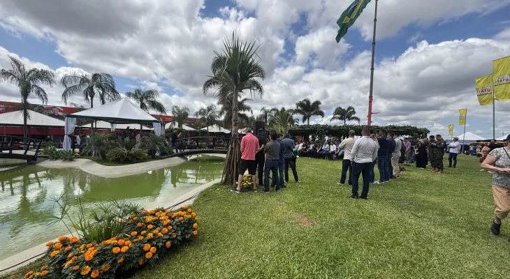 Show Rural 2026 começa com missa, movimenta o agro e vira palco estratégico da política paranaense