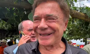 Em entrevista à GP, Álvaro Dias comenta a volta ao jogo político e deixa candidatura em aberto