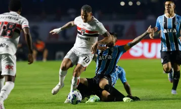 São Paulo e Grêmio fazem duelo de tricolores pela rodada do Brasileirão