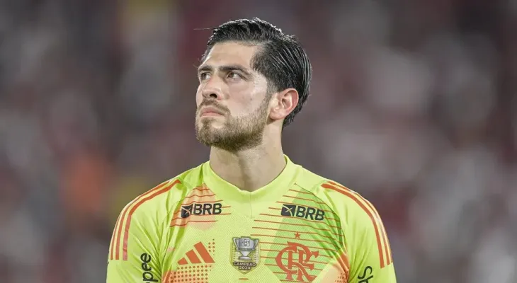 Rossi se destaca pelo Flamengo no Campeonato Brasileiro e vira especialista em pênaltis