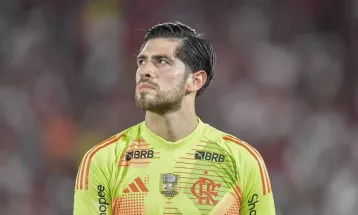 Rossi se destaca pelo Flamengo no Campeonato Brasileiro e vira especialista em pênaltis