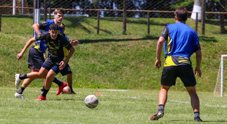 Cascavel inicia o Campeonato Paranaense dentro de casa em 2026