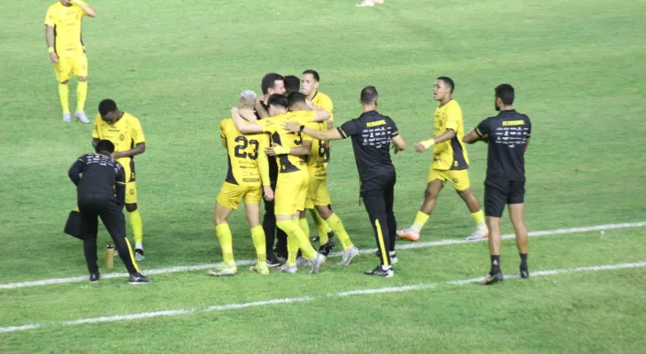 Cascavel vence o Andraus por 2 a 1 e garante permanência na primeira divisão