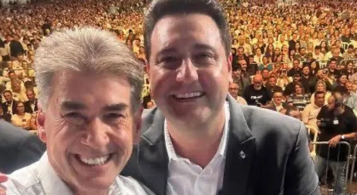 Ratinho lança Paranhos pré-candidato a governador