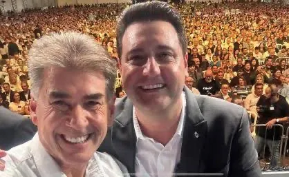 Ratinho lança Paranhos pré-candidato a governador