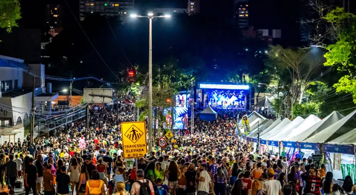 Com público recorde, FozFolia entra para a história do melhor Carnaval de Foz