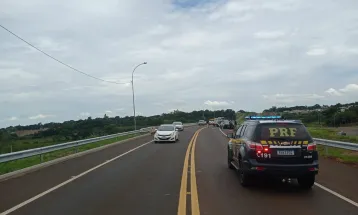 Colisão frontal deixa cinco pessoas feridas na BR-277 em Foz do Iguaçu