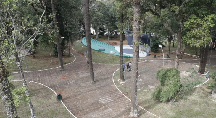 Abaixo-assinado contra binário mobiliza moradores e coloca Praça do Country no centro da discussão em Cascavel