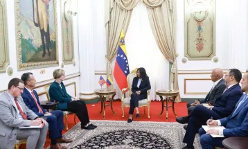 Sem plano eleitoral claro, oposição venezuelana pressiona por transição