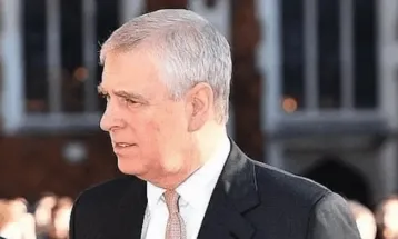 Príncipe Andrew é preso no Reino Unido sob suspeita de má conduta