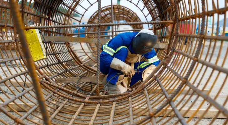 Paraná registra menor taxa de desemprego da história e fecha 2025 com 3,6%