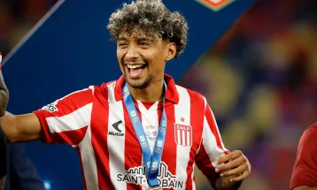 Cristian Medina é oficializado como reforço do Botafogo