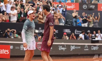 João Fonseca e Marcelo Melo vão à final de duplas no Rio Open