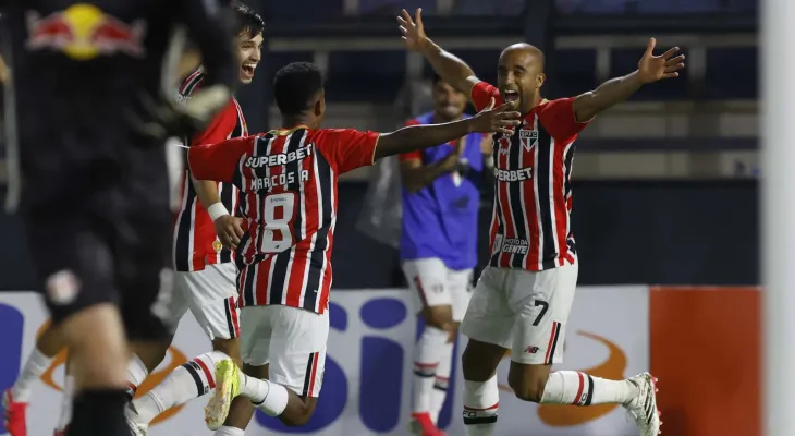 São Paulo elimina Bragantino e avança à semifinal do Paulistão