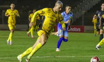 Cascavel anuncia a saída do meia Garraty