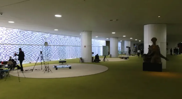 Sindicatos repudiam violência contra jornalista na Câmara