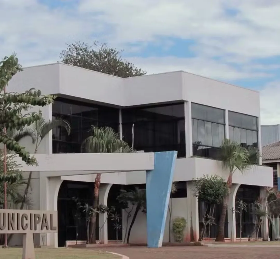 Justiça Eleitoral condena ex-prefeito de Quedas do Iguaçu e ex-candidato a vice por abuso de poder nas eleições de 2024