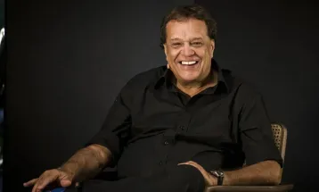 Morre Dennis Carvalho, referência da teledramaturgia brasileira, aos 78 anos