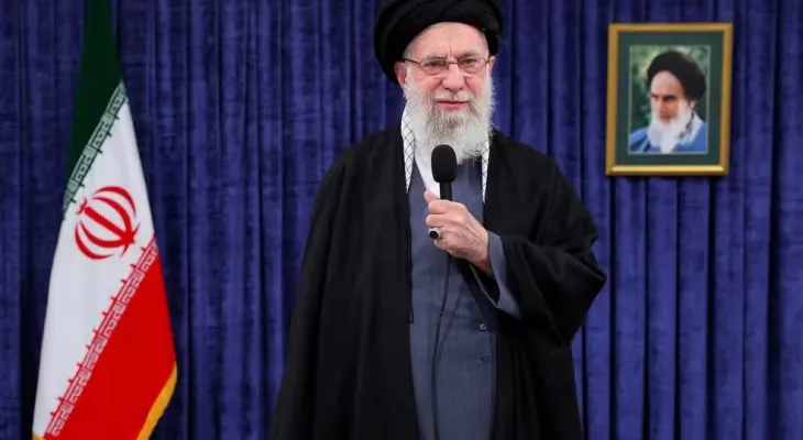 Mídia estatal iraniana confirma morte de Ali Khamenei