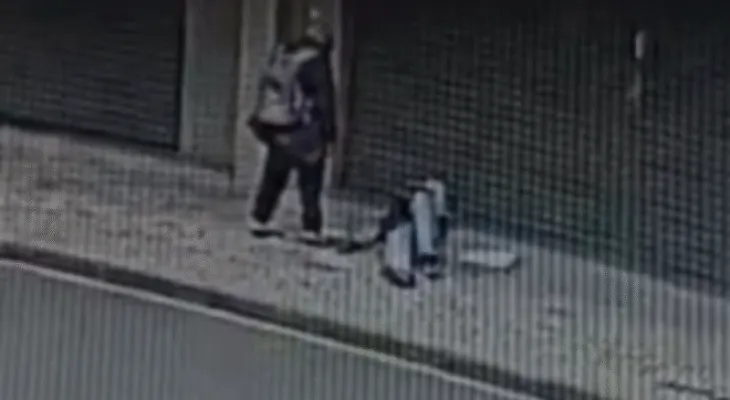 Homem é preso após atear fogo em pessoa em situação de rua no Centro de Curitiba