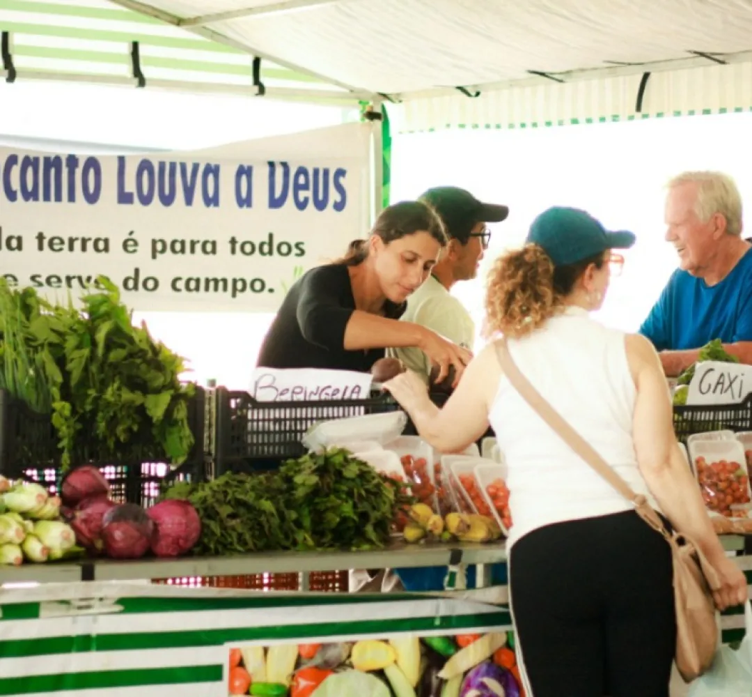 Prefeitura de Cascavel abre vagas para novos feirantes; veja como se inscrever