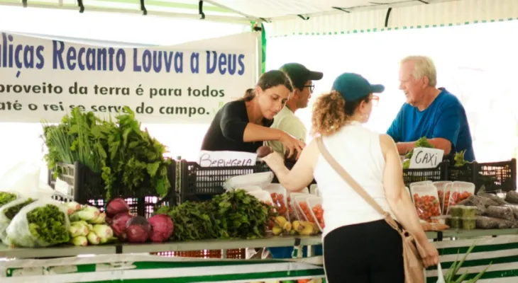 Prefeitura de Cascavel abre vagas para novos feirantes; veja como se inscrever