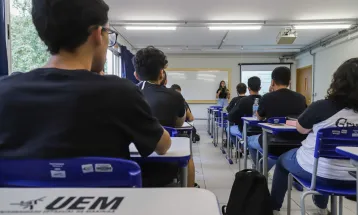 Deputados travam guerra por exame toxicológico nas universidades