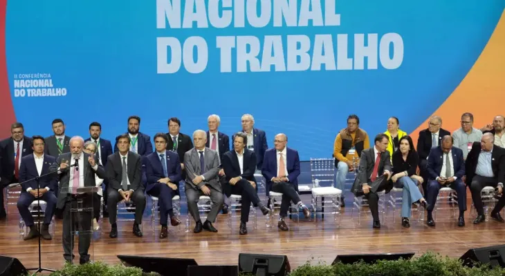 Fim do 6x1: Lula propõe negociação entre patrões, empregados e governo