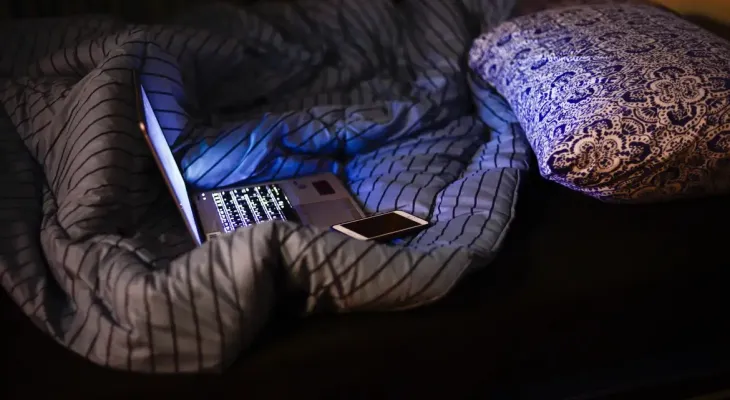 Violência sexual na internet atinge 1 em cada 5 adolescentes no Brasil