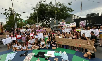Coletivo 8 de Março organiza agenda pelo fim da violência contra mulher em Cascavel