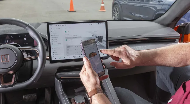 Paraná inicia projeto pioneiro para criar “passaporte digital” de veículos