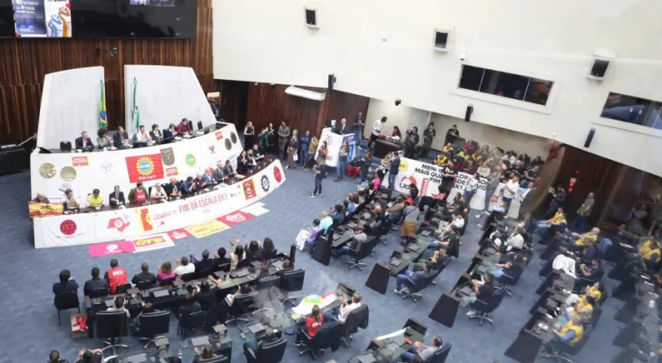 Fim da escala 6x1: Alep debate adoção da jornada 5x2 no Paraná