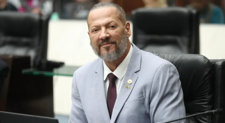 Deputado propõe criação da Carteira Estadual da Pessoa com Câncer no Paraná