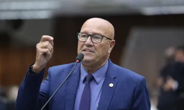 Deputado alerta para golpe com cobrança falsa de pedágio por e-mail no Paraná