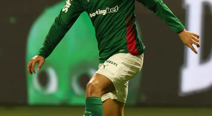 Maurício, meia do Palmeiras, é convocado para defender o Paraguai pela primeira vez