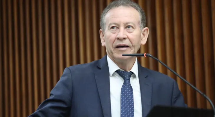 Deputado Professor Lemos (PT) cobra justiça salarial para servidores