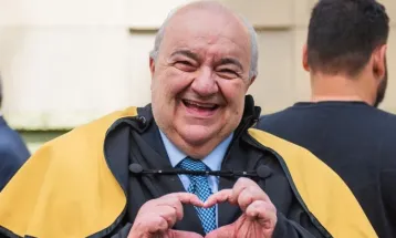 Greca completa 70 anos e recebe título de Doutor Honoris Causa da PUC-PR