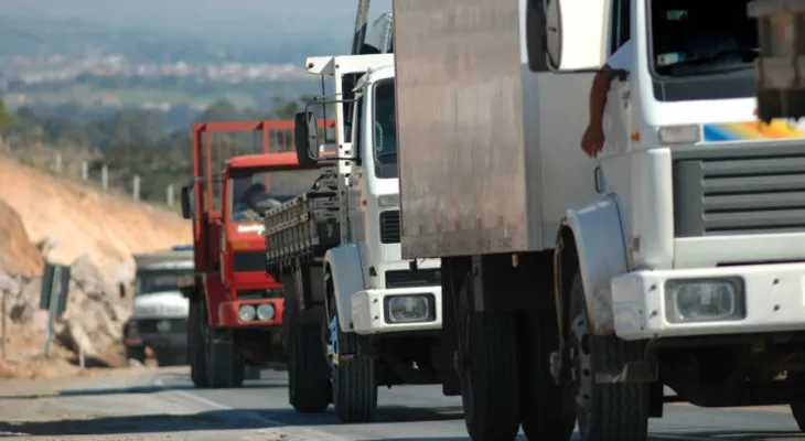 Possível greve de caminhoneiros ganha força após reunião entre lideranças da categoria