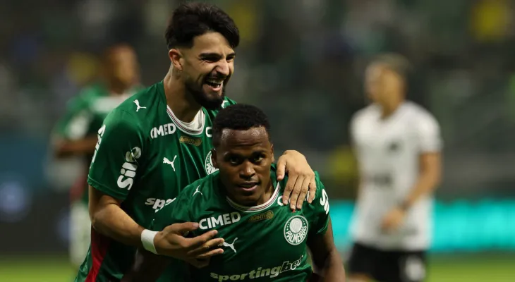 Brasileirão: Palmeiras e São Paulo dividem topo e Vasco vira sobre Fluminense