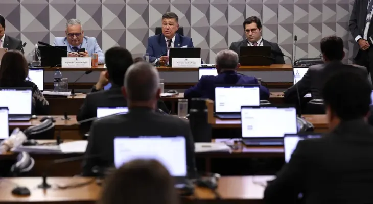 Caso Banco Master: PF identifica novos downloads de dados de banqueiro em sistema da CPMI