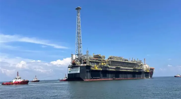 ANP enquadra Petrobras e exige liberação imediata de diesel e gasolina após cancelamento de leilões