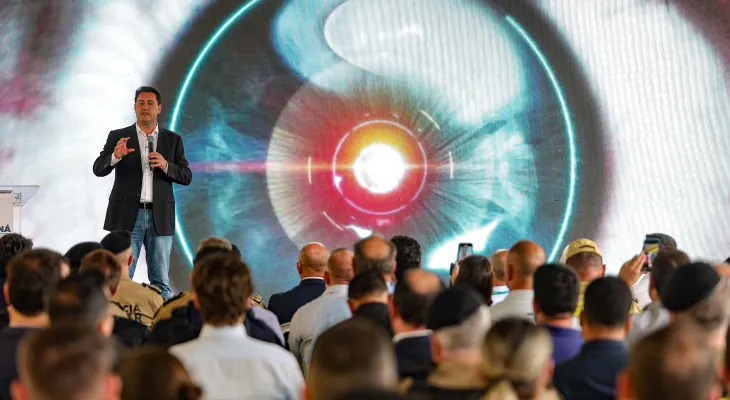 Governo admite modelo sem licitação direta no Olho Vivo e amplia suspeitas sobre execução