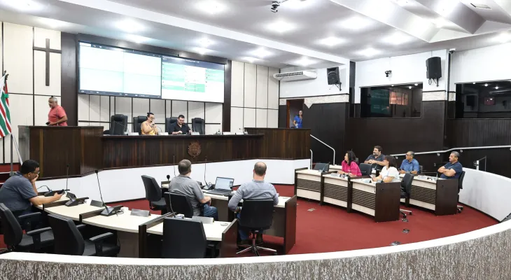 Câmara de Toledo deve votar reajuste salarial de prefeito e vereadores na próxima semana