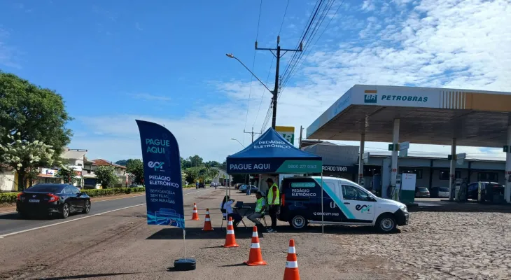 EPR Iguaçu amplia meios de pagamento do Pedágio Eletrônico com unidade itinerante