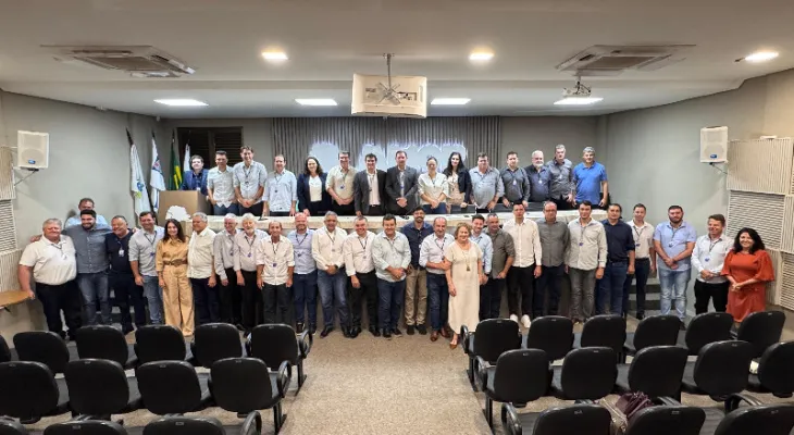 Prefeitos da Amop elegem nova diretoria em chapa única nesta sexta-feira