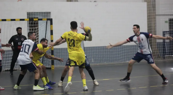Cascavel Handebol inicia a temporada em alta. Time faz dois jogos pelo Estadual