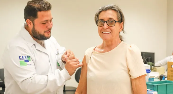 Vacinação contra gripe segue para grupos prioritários em todas as unidades de saúde de Cascavel