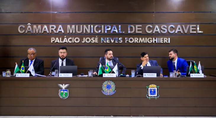 Câmara aprova projetos e avança proposta para contratação de mais professores em Cascavel